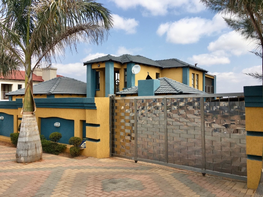 5 Bedroom Property for Sale in Serala View Limpopo