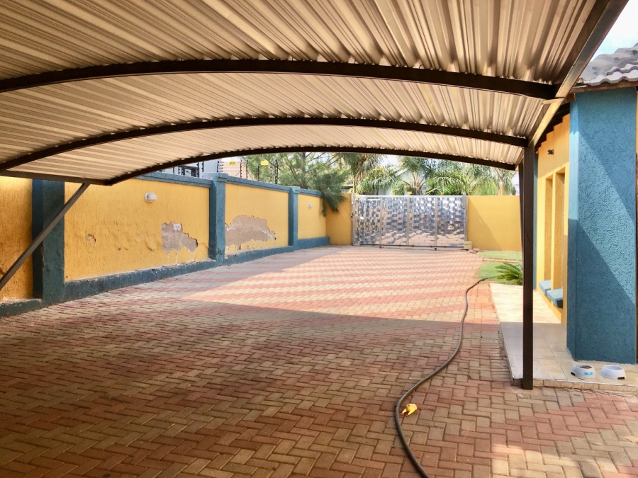 5 Bedroom Property for Sale in Serala View Limpopo