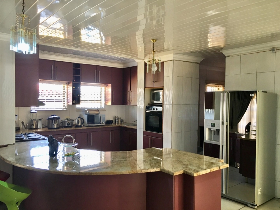 5 Bedroom Property for Sale in Serala View Limpopo