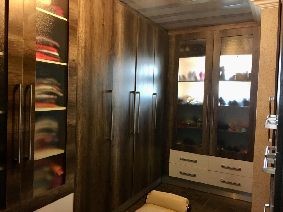 5 Bedroom Property for Sale in Serala View Limpopo