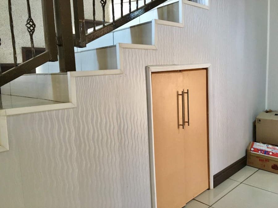 5 Bedroom Property for Sale in Serala View Limpopo