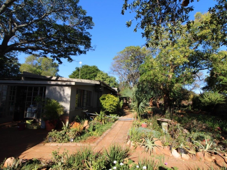 7 Bedroom Property for Sale in Modimolle Limpopo