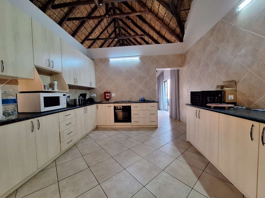9 Bedroom Property for Sale in Koedoeskop Limpopo