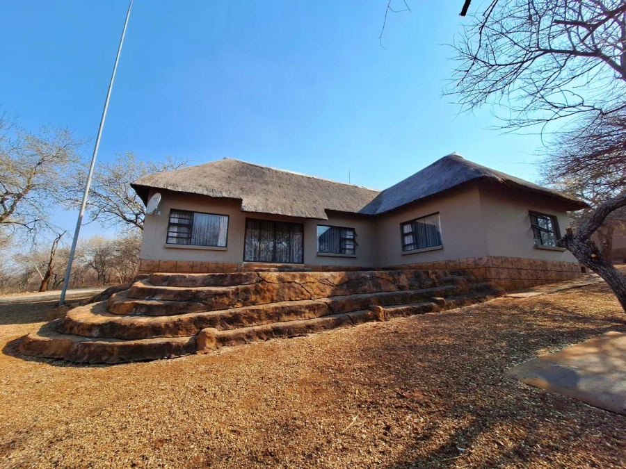 9 Bedroom Property for Sale in Koedoeskop Limpopo