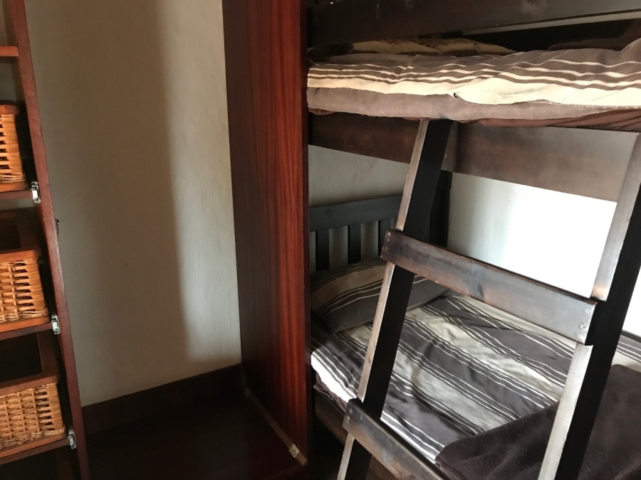 5 Bedroom Property for Sale in Zebula Golf Estate Limpopo