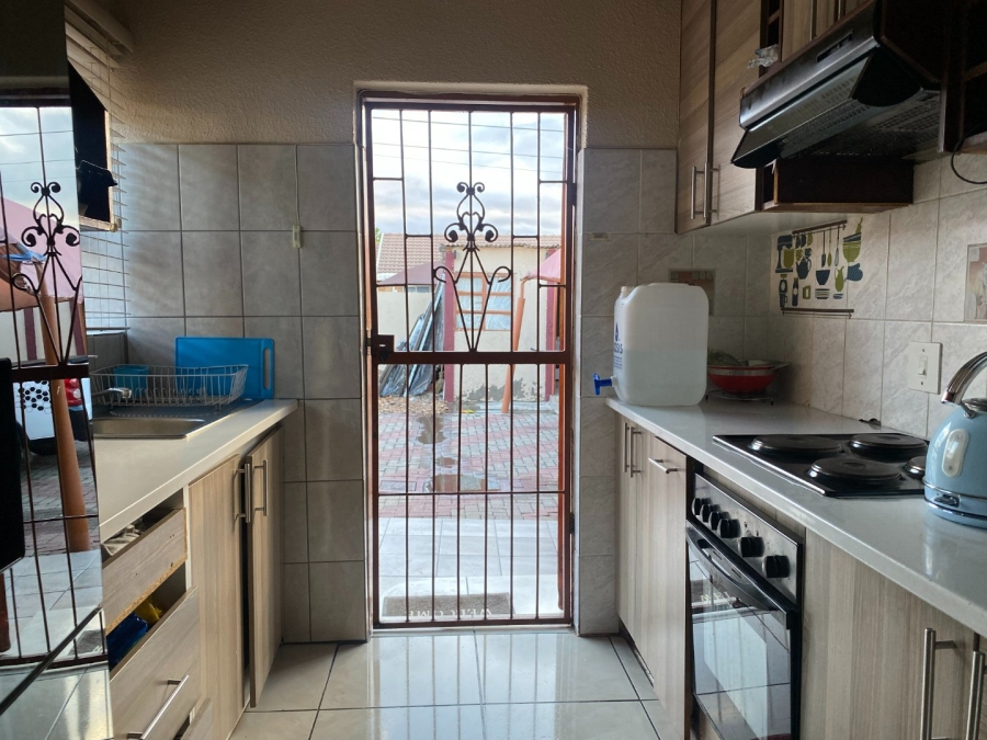 3 Bedroom Property for Sale in Seshego 9E Limpopo