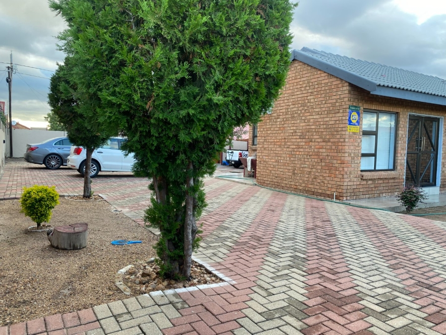 3 Bedroom Property for Sale in Seshego 9E Limpopo