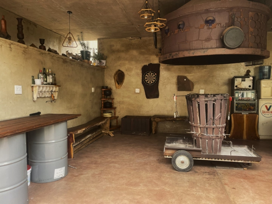 12 Bedroom Property for Sale in Bendor Limpopo