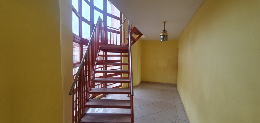 6 Bedroom Property for Sale in Flora Park Limpopo