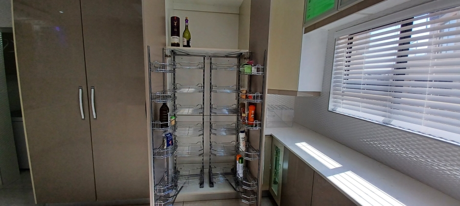 5 Bedroom Property for Sale in Eagles Crest Limpopo