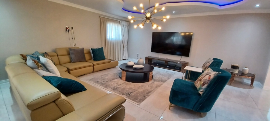 5 Bedroom Property for Sale in Eagles Crest Limpopo