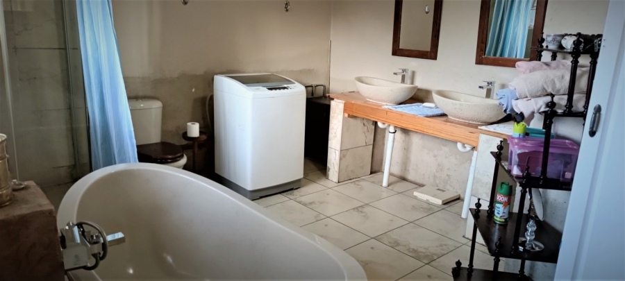 Commercial Property for Sale in Myngenoegen A H Limpopo