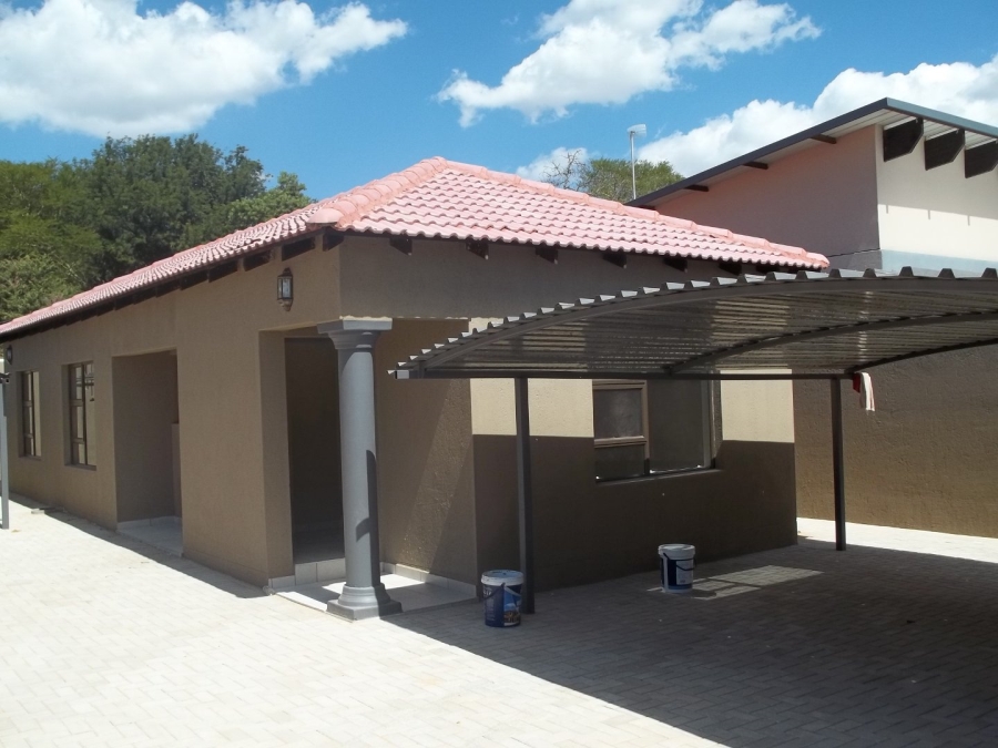To Let 2 Bedroom Property for Rent in Moregloed Limpopo