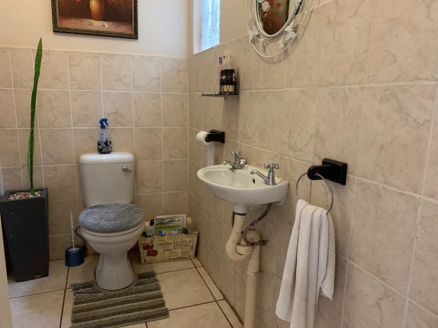 3 Bedroom Property for Sale in Tzangeni Limpopo