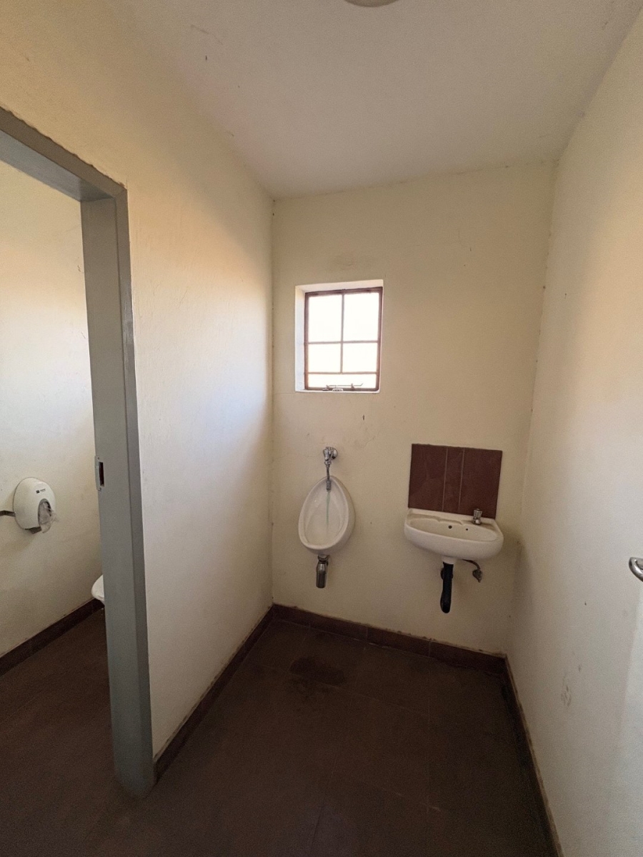 To Let Commercial Property for Rent in Ladine Limpopo