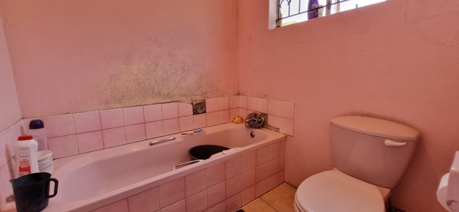 3 Bedroom Property for Sale in Westenburg Limpopo