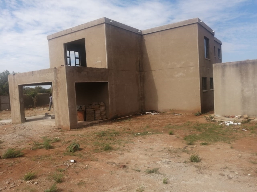 5 Bedroom Property for Sale in Lebowakgomo Limpopo