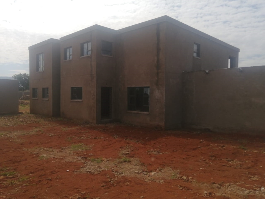 5 Bedroom Property for Sale in Lebowakgomo Limpopo