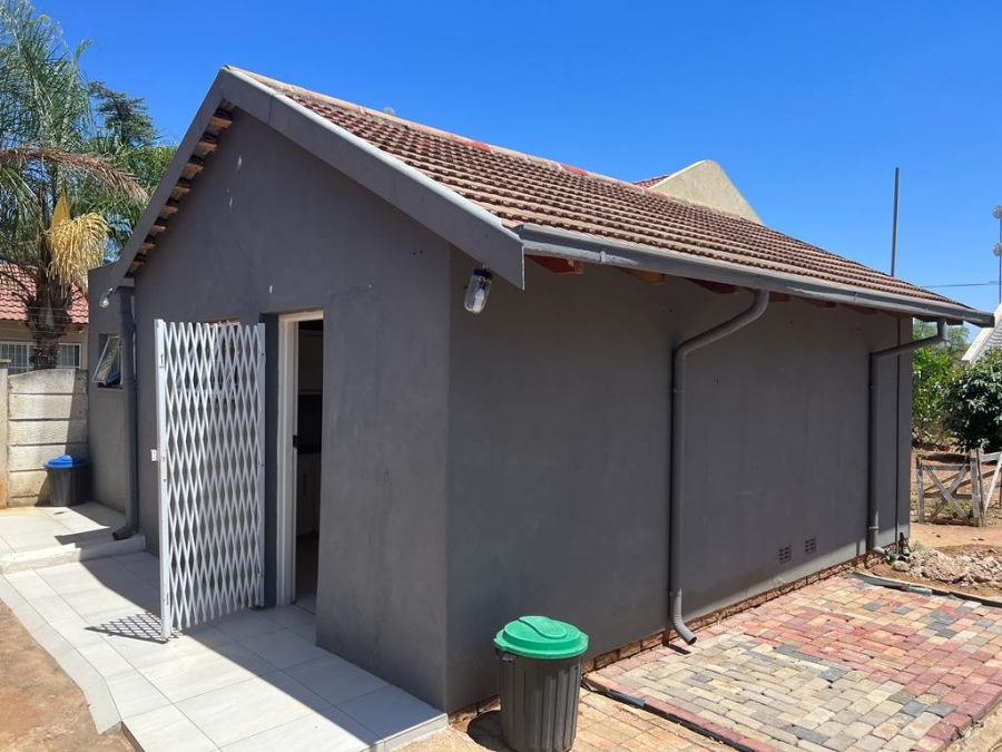 To Let 1 Bedroom Property for Rent in Annadale Limpopo