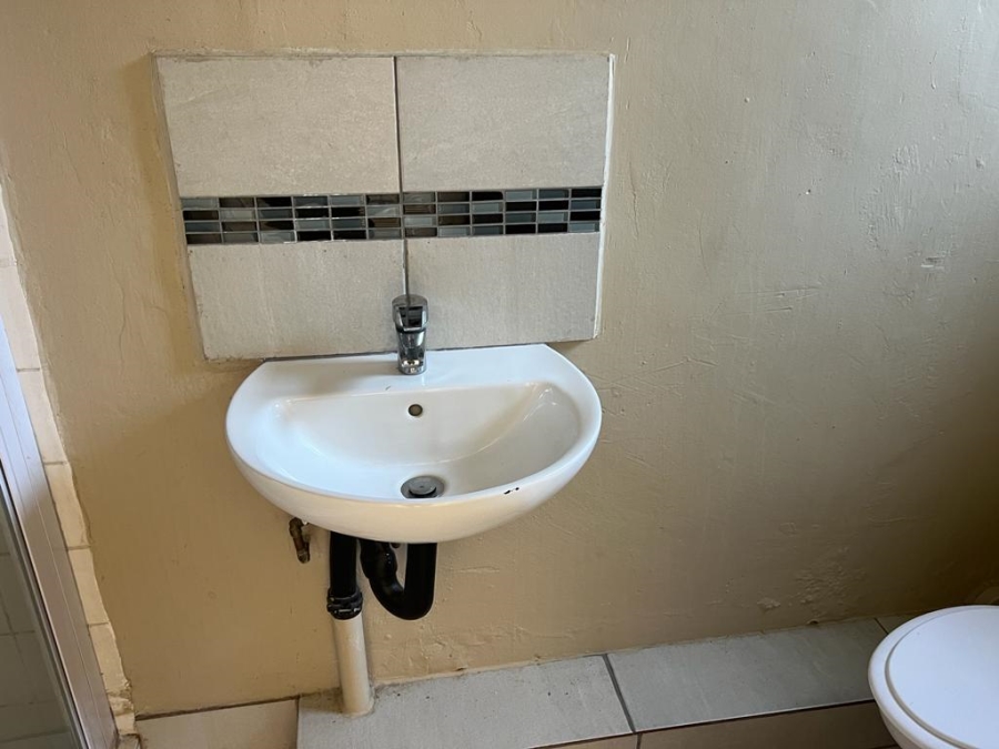 To Let 1 Bedroom Property for Rent in Annadale Limpopo