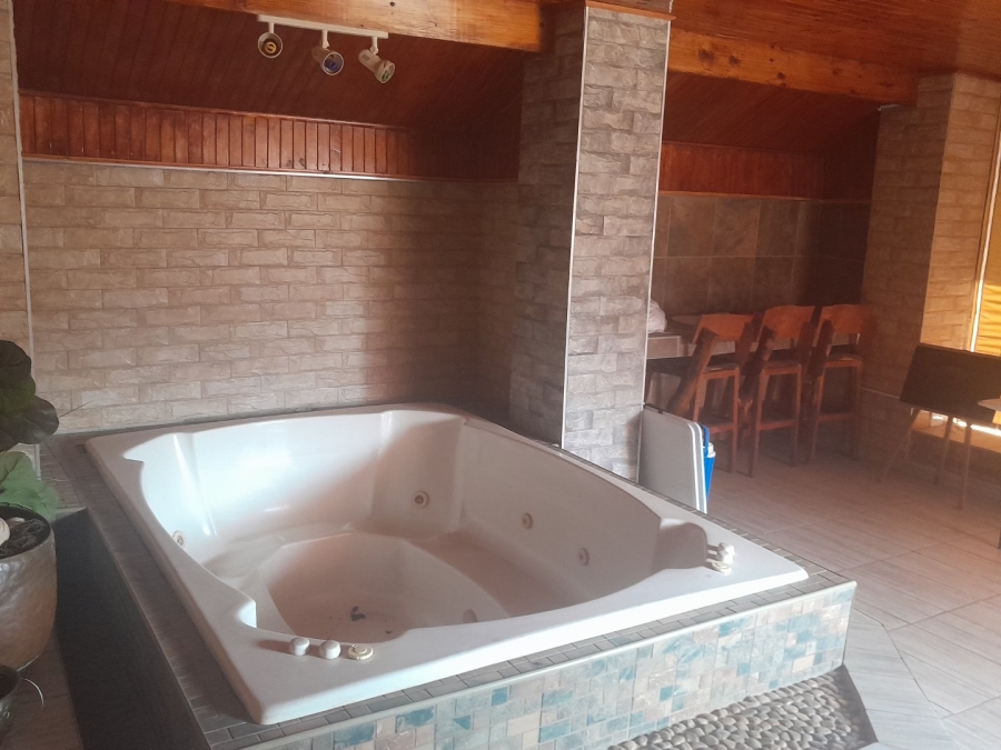 4 Bedroom Property for Sale in Mokopane Central Limpopo