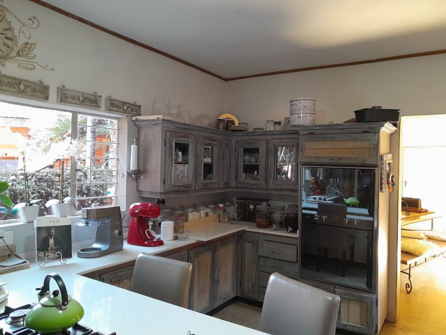 5 Bedroom Property for Sale in Chroompark Limpopo