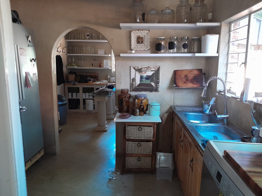 5 Bedroom Property for Sale in Chroompark Limpopo