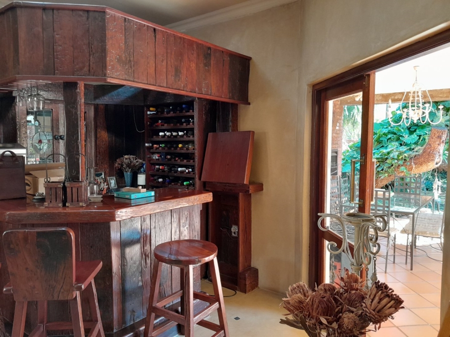 5 Bedroom Property for Sale in Chroompark Limpopo