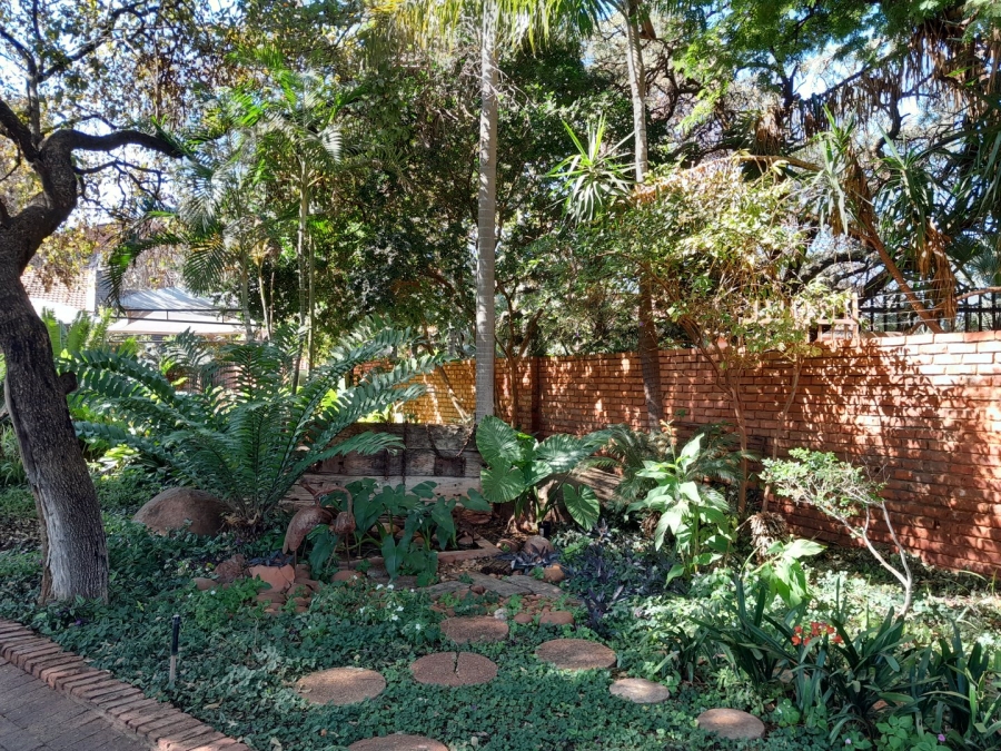 5 Bedroom Property for Sale in Chroompark Limpopo