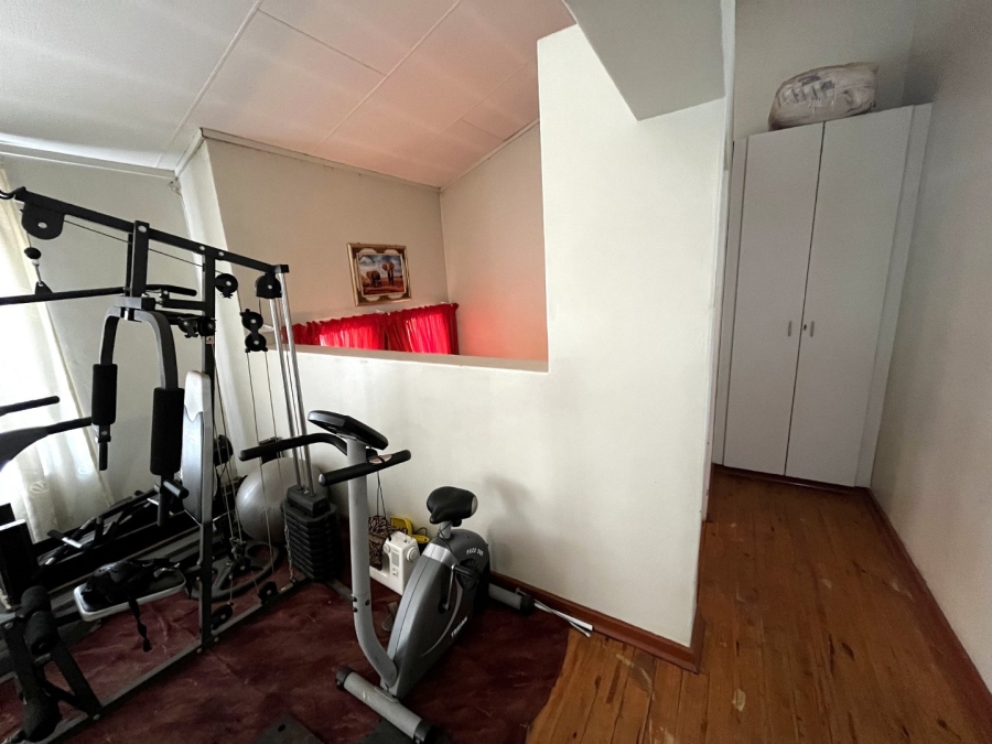 4 Bedroom Property for Sale in Fauna Park Limpopo