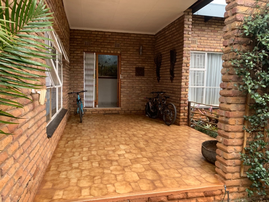 5 Bedroom Property for Sale in Aquapark Limpopo
