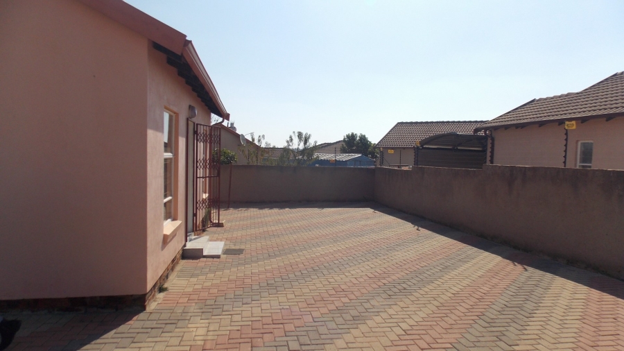 2 Bedroom Property for Sale in Southern Gateway Limpopo