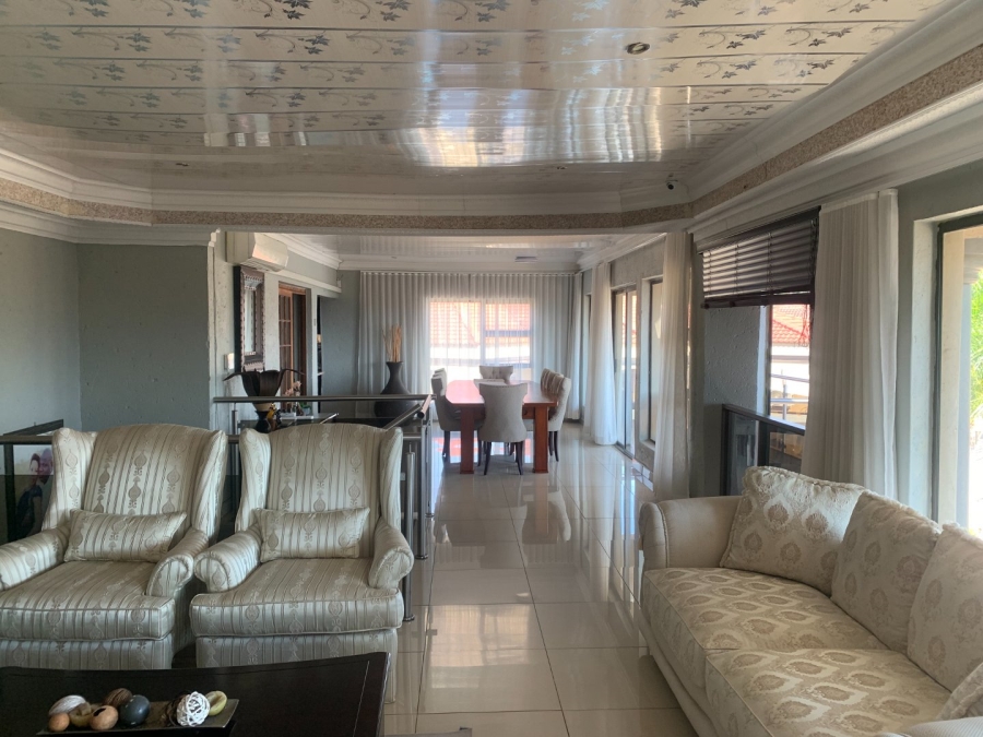 5 Bedroom Property for Sale in Golden Acres Estate Limpopo