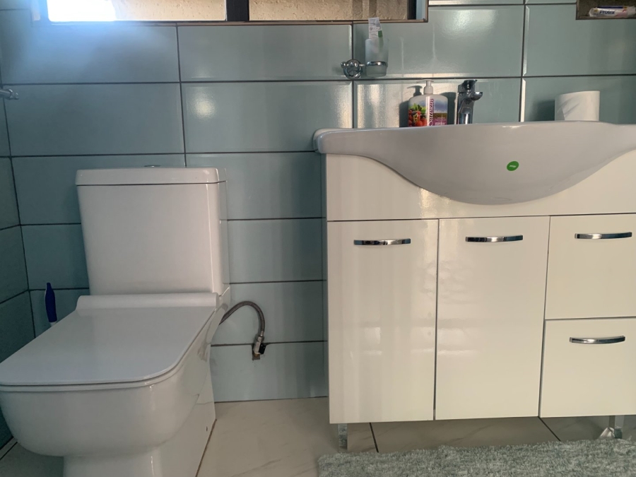 5 Bedroom Property for Sale in Golden Acres Estate Limpopo