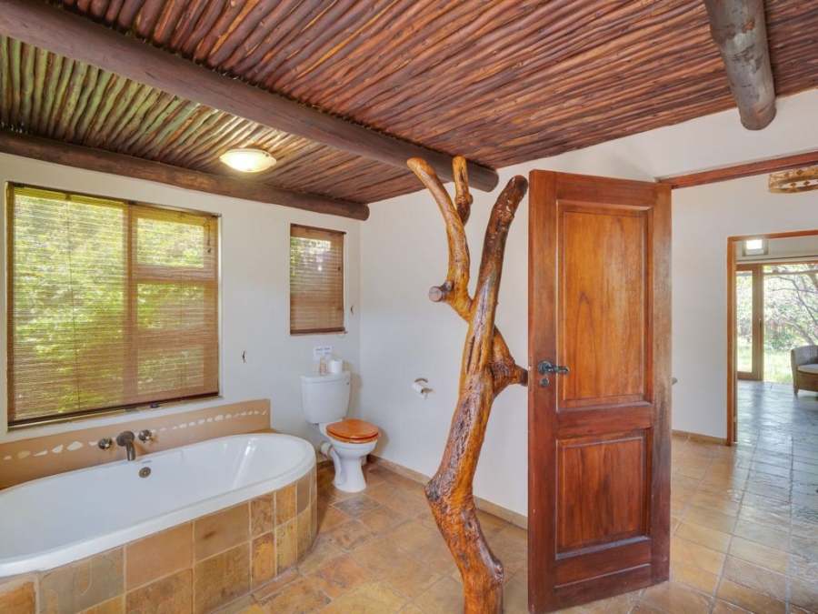 5 Bedroom Property for Sale in Zebula Golf Estate Limpopo