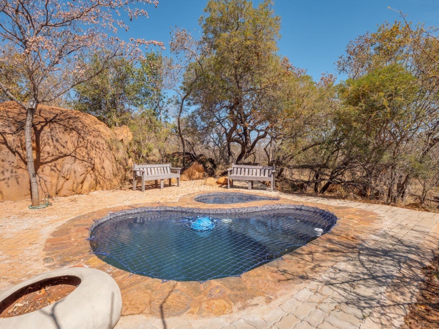 6 Bedroom Property for Sale in Zebula Golf Estate Limpopo