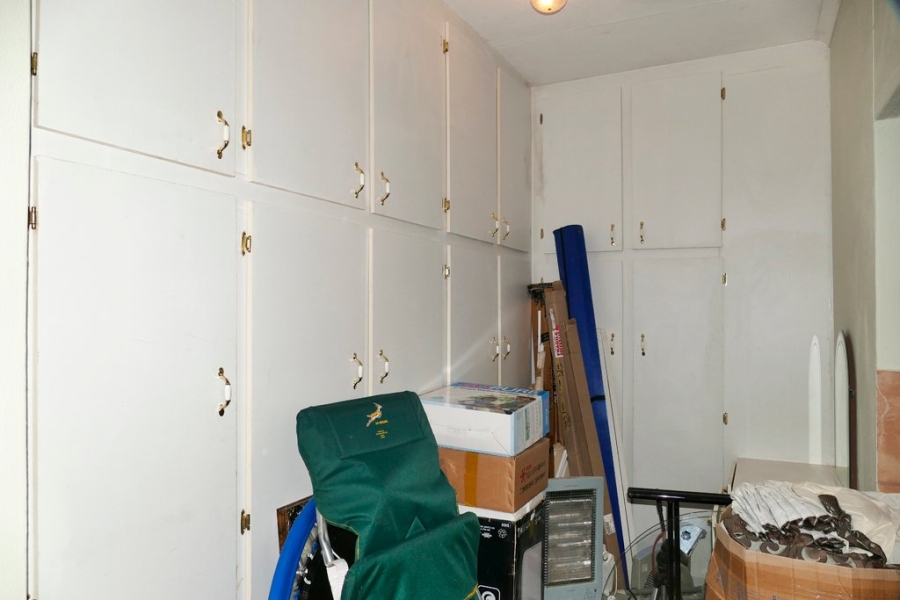 6 Bedroom Property for Sale in Bendor Limpopo