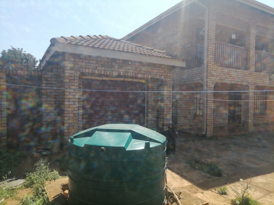 8 Bedroom Property for Sale in Eltivillas Limpopo