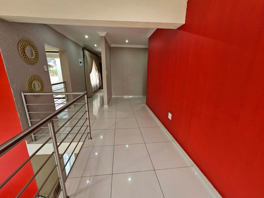 6 Bedroom Property for Sale in Bendor Limpopo