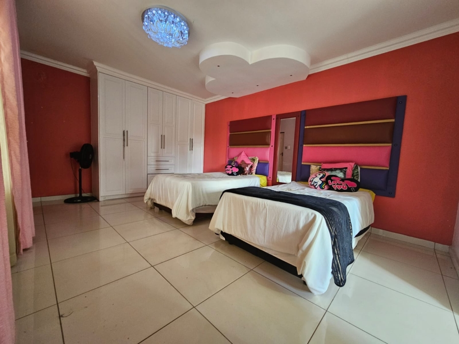 6 Bedroom Property for Sale in Bendor Limpopo