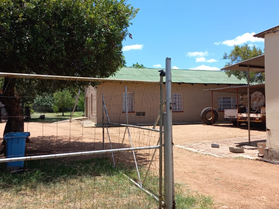 6 Bedroom Property for Sale in Bela Bela Limpopo