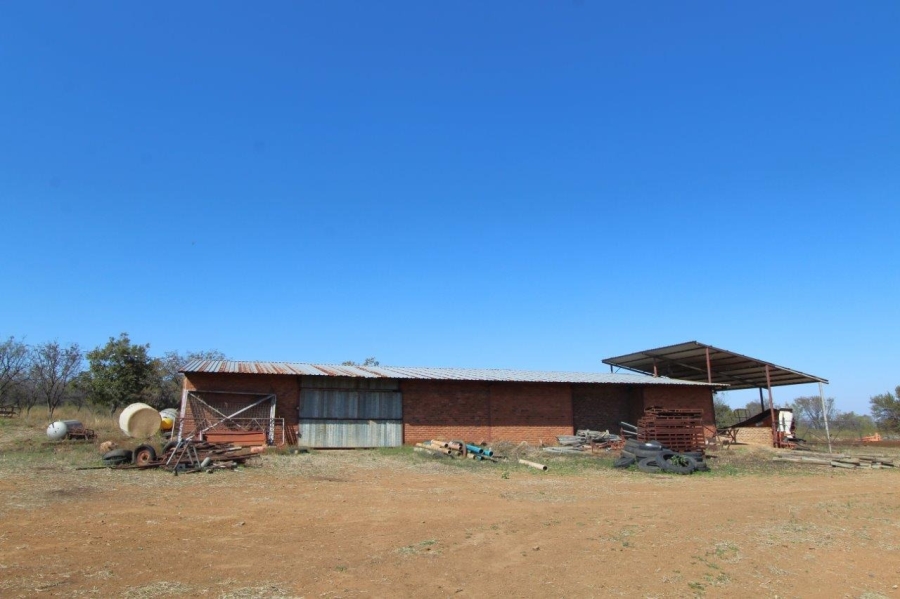 6 Bedroom Property for Sale in Modimolle Limpopo