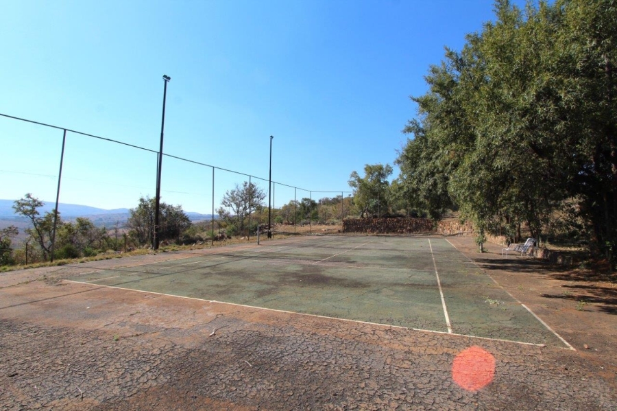 6 Bedroom Property for Sale in Modimolle Limpopo