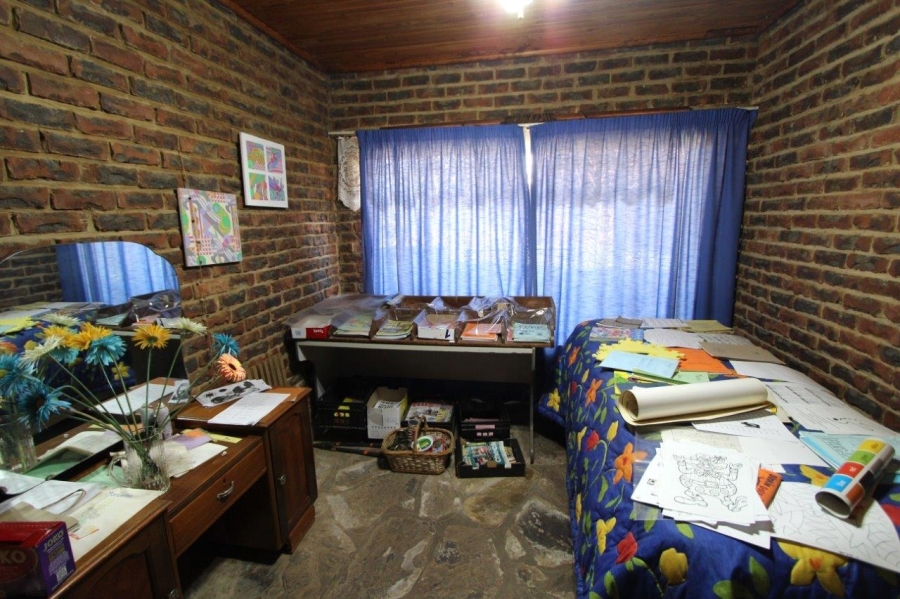 6 Bedroom Property for Sale in Modimolle Limpopo