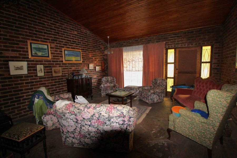 6 Bedroom Property for Sale in Modimolle Limpopo