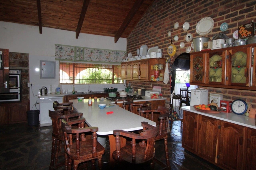 6 Bedroom Property for Sale in Modimolle Limpopo