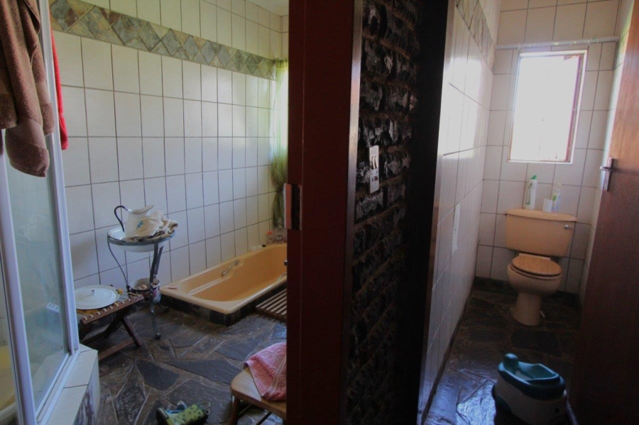 6 Bedroom Property for Sale in Modimolle Limpopo