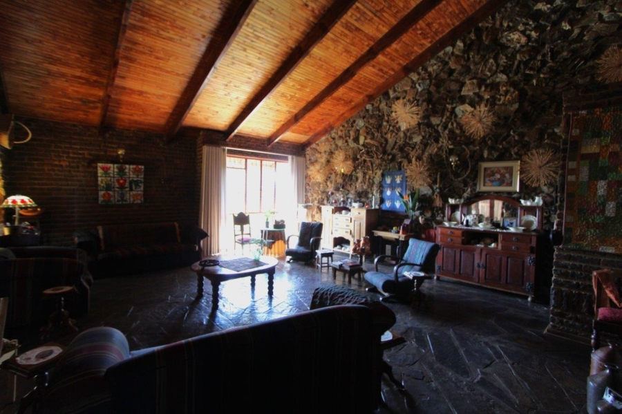 6 Bedroom Property for Sale in Modimolle Limpopo