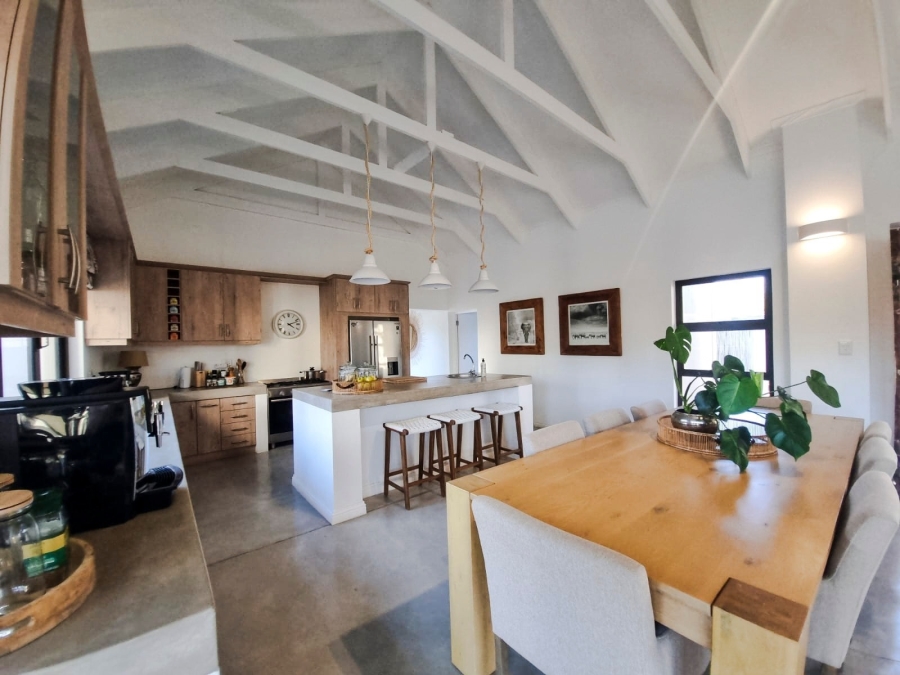 5 Bedroom Property for Sale in Moditlo Wildlife Estate Limpopo