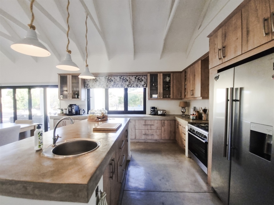 5 Bedroom Property for Sale in Moditlo Wildlife Estate Limpopo